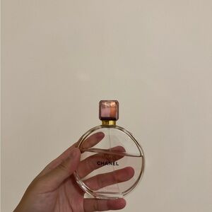 CHANEL Chance Eau Tendre with Pink and Gold Accents
